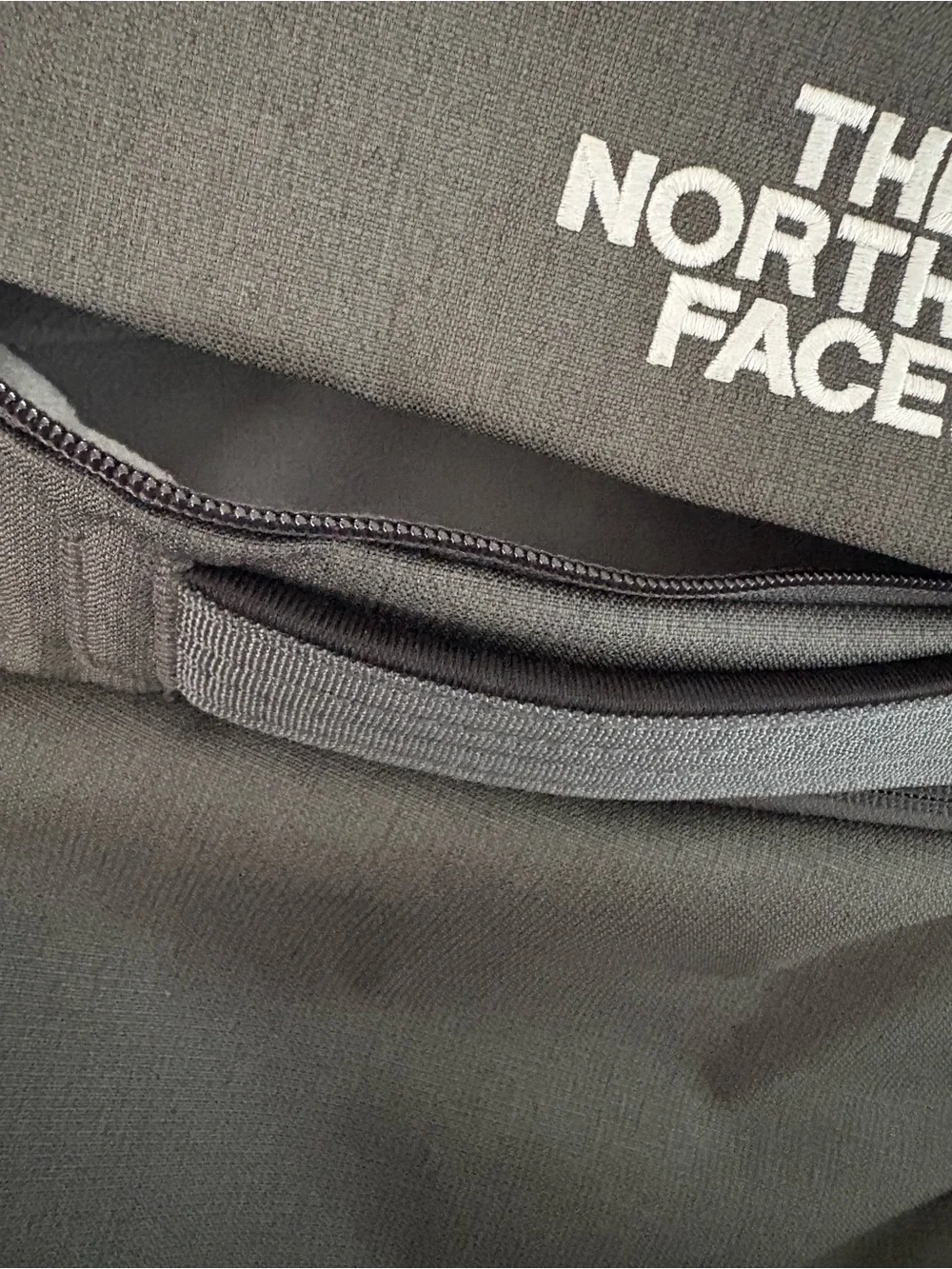 The North Face Men's Black Router Backpack